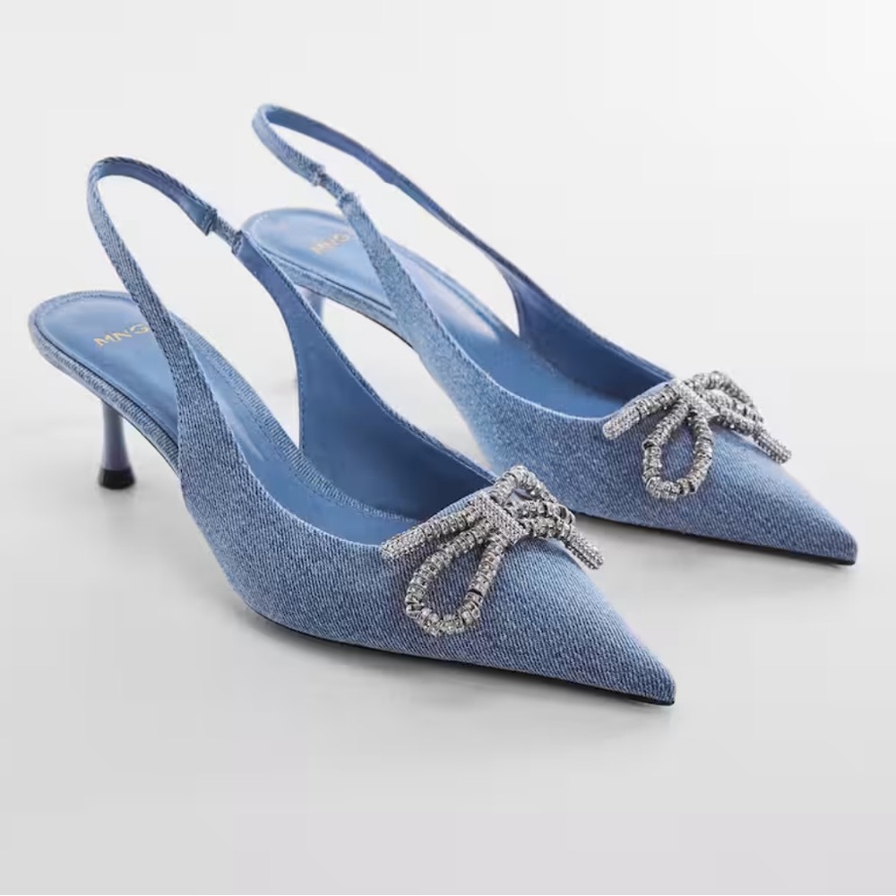 NWT MANGO embellished denim kitten heels in blue. Size 40 (9)